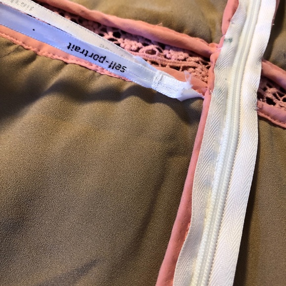 ❌SOLD❌Self portrait tiered lace mini dress - Picture 12 of 12